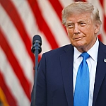 Психолог связал режим сна Трампа с возможными рисками для здоровья