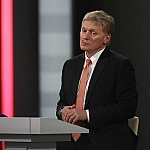 Песков назвал новые санкции США против России недружественным шагом