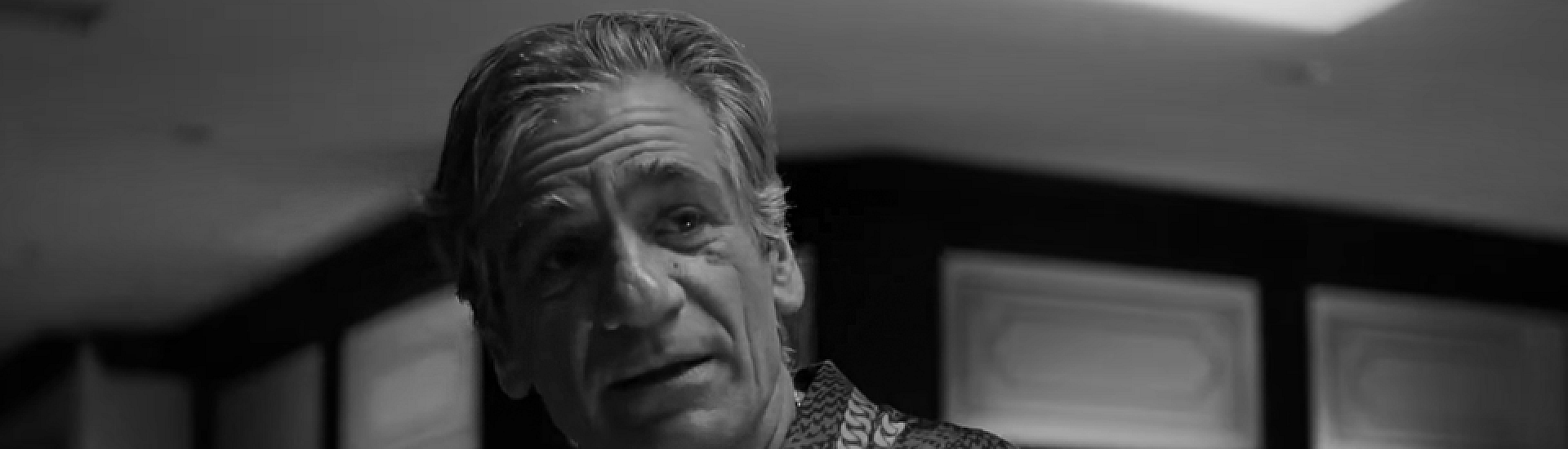 Известный израильский актер Алон Абутбул скончался на побережье Израиля