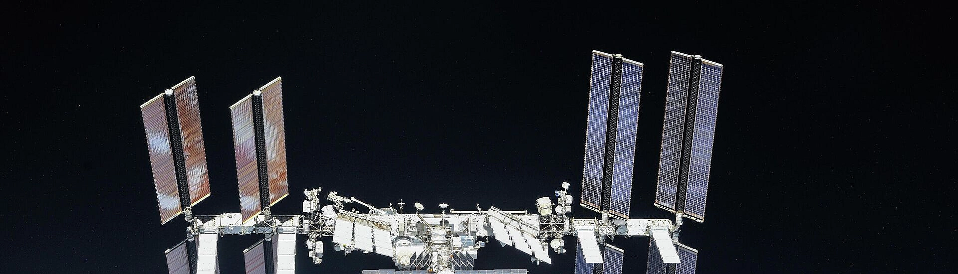 Успешный ремонт модуля "Звезда" устранил утечку на МКС