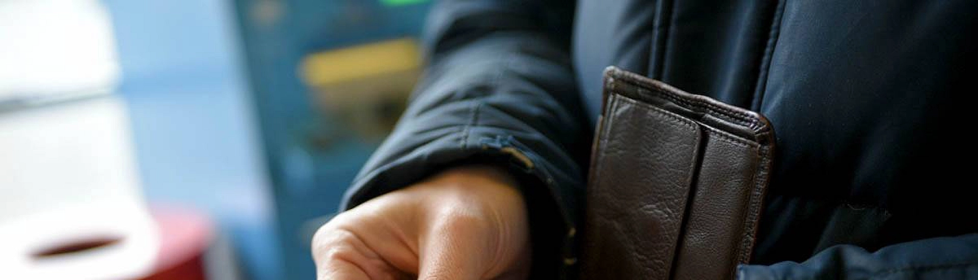 Малоимущие россияне смогут получить до 350 тыс. рублей по соцконтракту