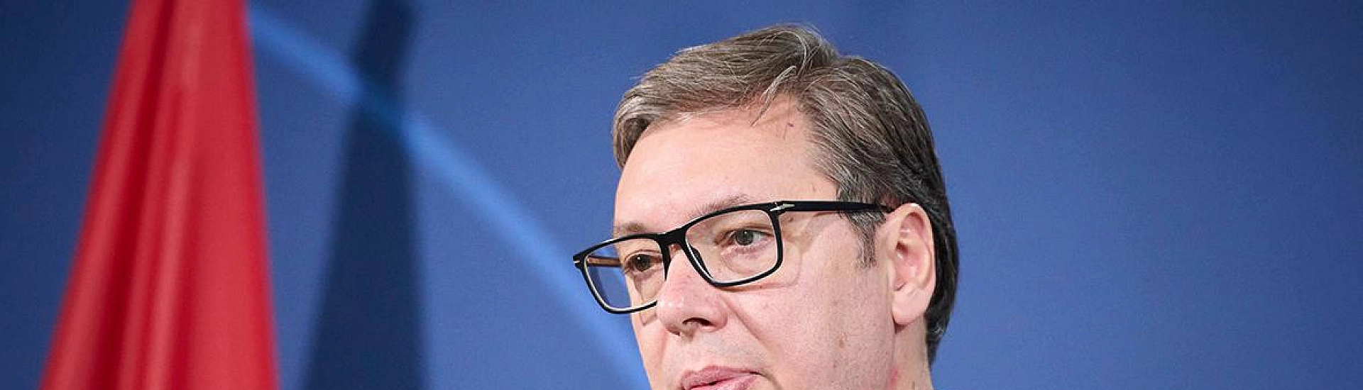 Вучич призвал протестующих в Сербии к диалогу и осуждению насилия