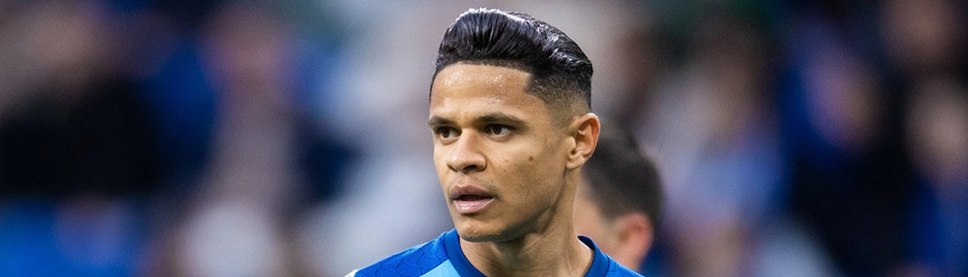 В сборной Бразилии заявили, что Дуглас Сантос вызван не как легионер