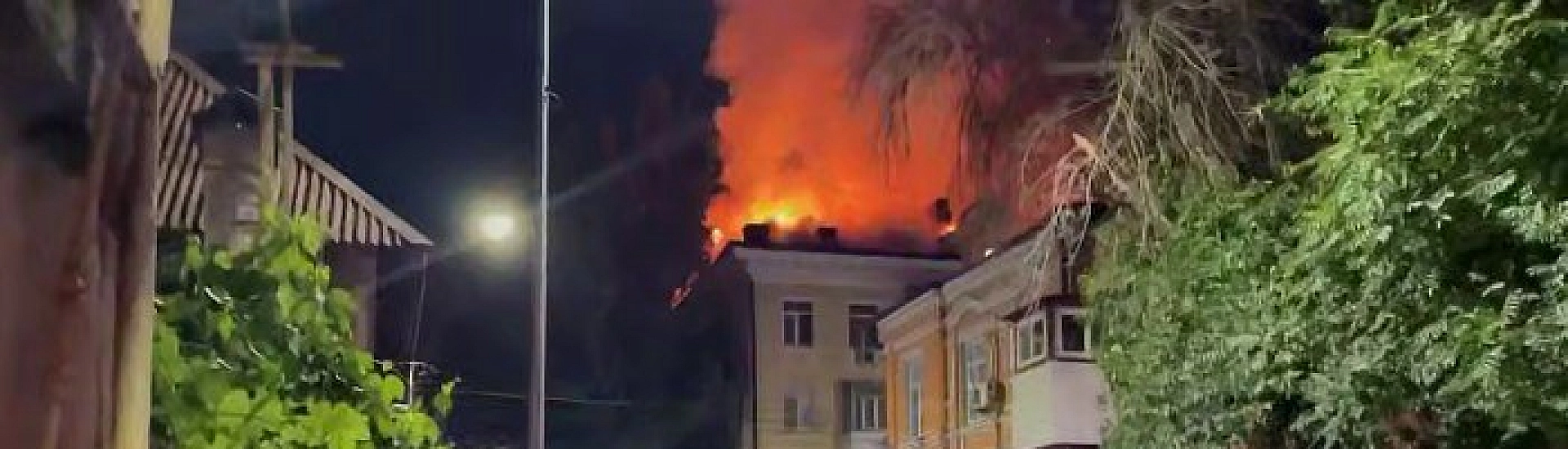 В Ростове-на-Дону повреждены жилые дома после атаки беспилотников