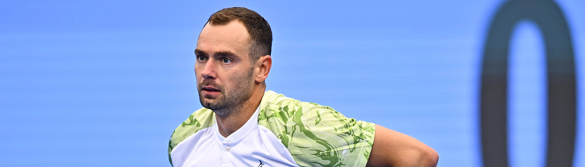 Сафиуллин завершил выступление на US Open, уступив Оже-Альяссиму