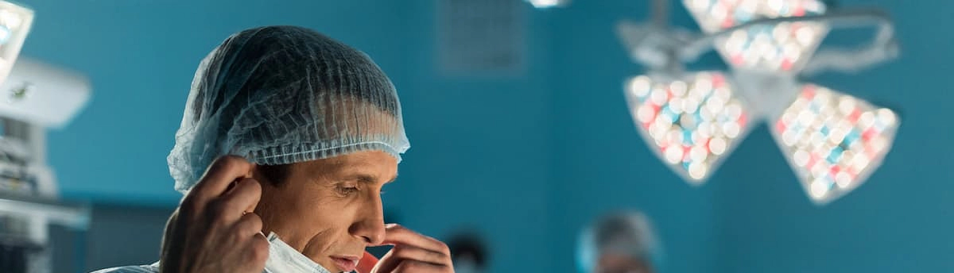 В Британии хирурга осудили за инсценировку ампутации ради страховки и сексуального фетиша