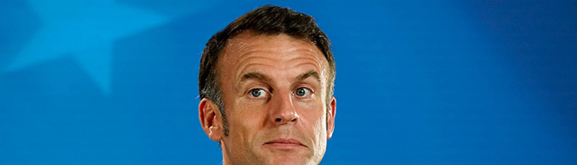 Во Франции более 100 депутатов потребовали импичмента Макрона