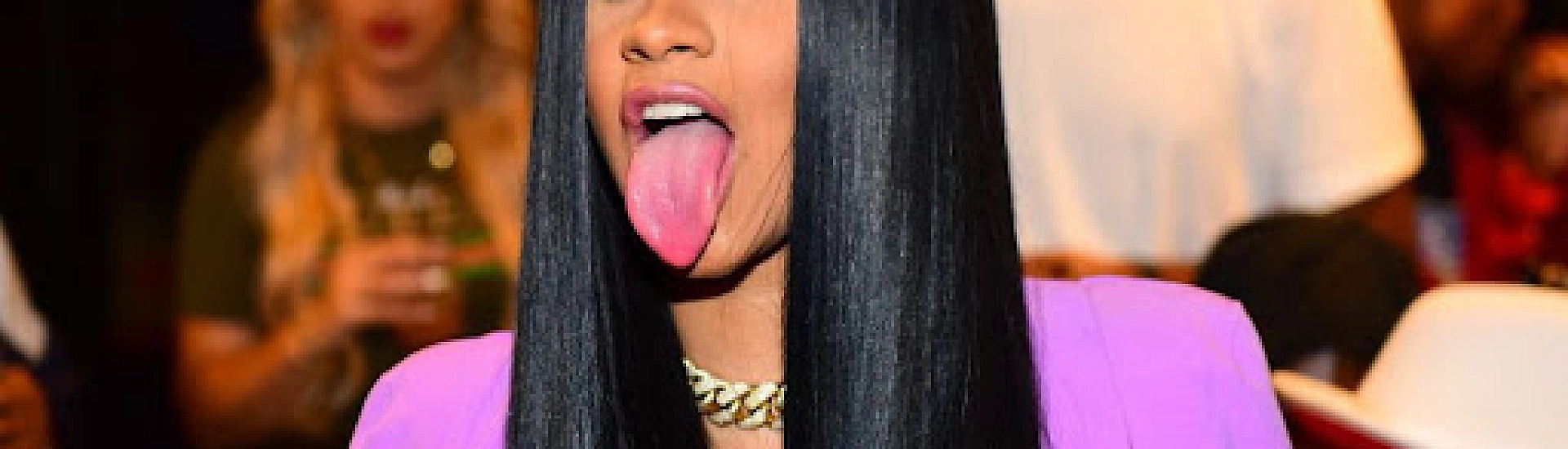 Карди Би объявила о четвертой беременности