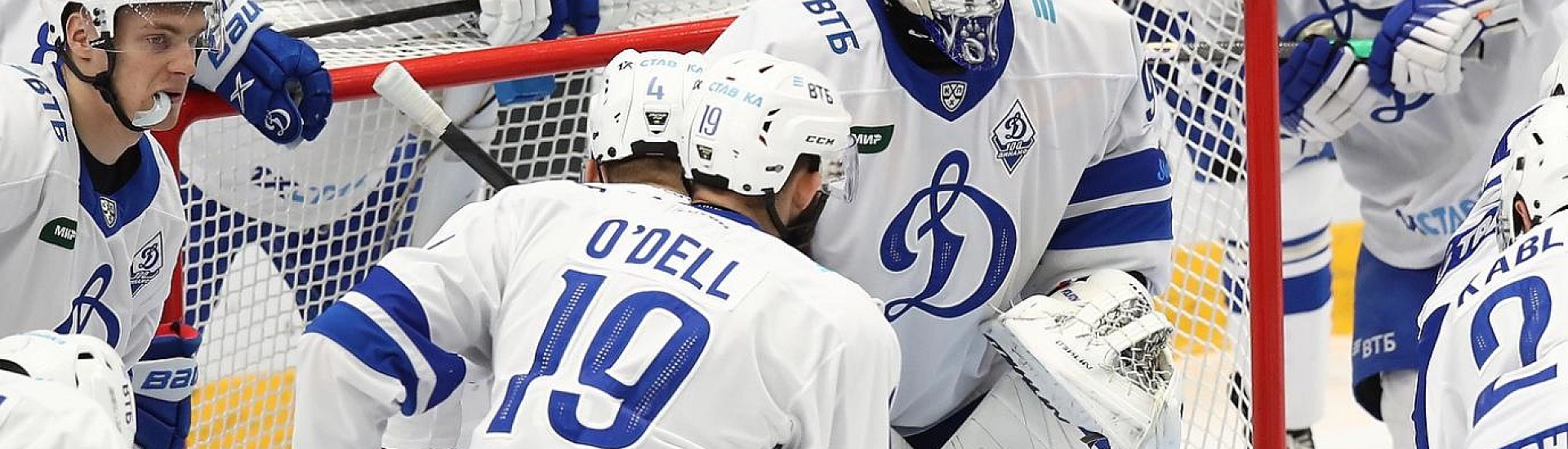 «Динамо» одержало первую победу в основное время сезона, обыграв «Амур»