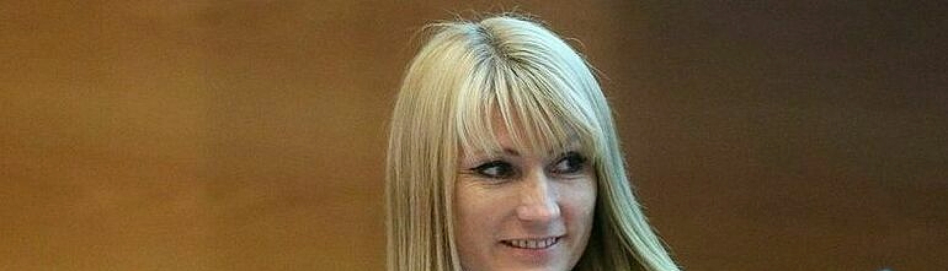 Журова: решение о допуске россиян к Олимпиаде принимается под давлением политиков