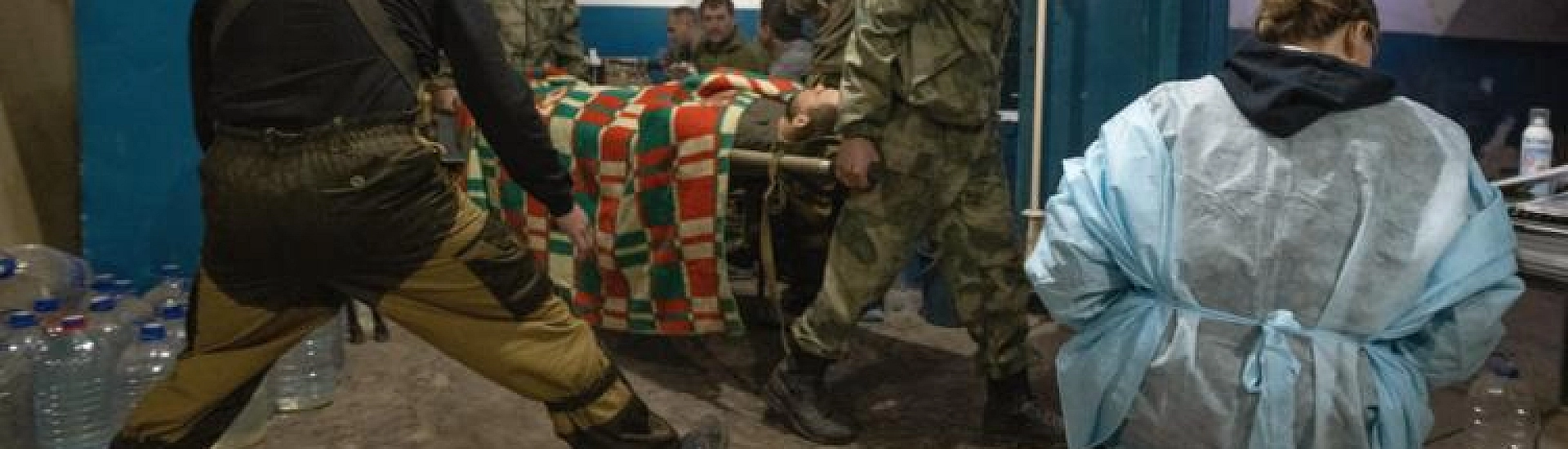 Врачи-добровольцы смогут официально работать в прифронтовых госпиталях