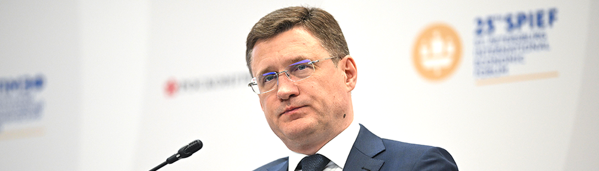 Новак: топливная ситуация в регионах РФ решается в ручном режиме
