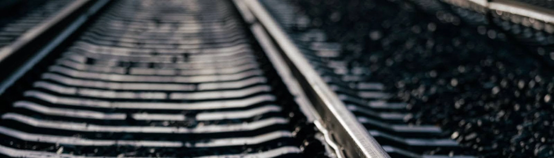 В Татарстане пассажирский поезд столкнулся с грузовиком на железнодорожном переезде