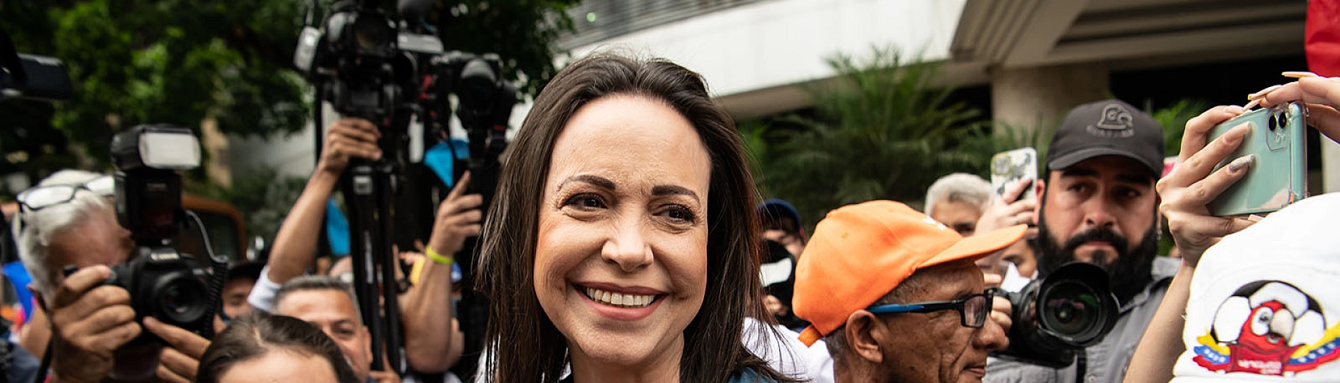 Нобелевскую премию мира 2025 года получила венесуэльский политик Мария Корина Мачадо