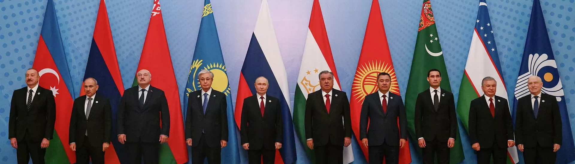 Лидеры СНГ подписали пакет соглашений на саммите в Душанбе