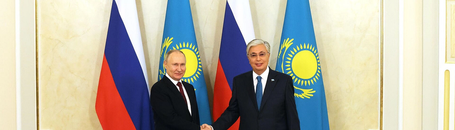 Путин встретился с Токаевым в Душанбе после заседания Совета глав СНГ