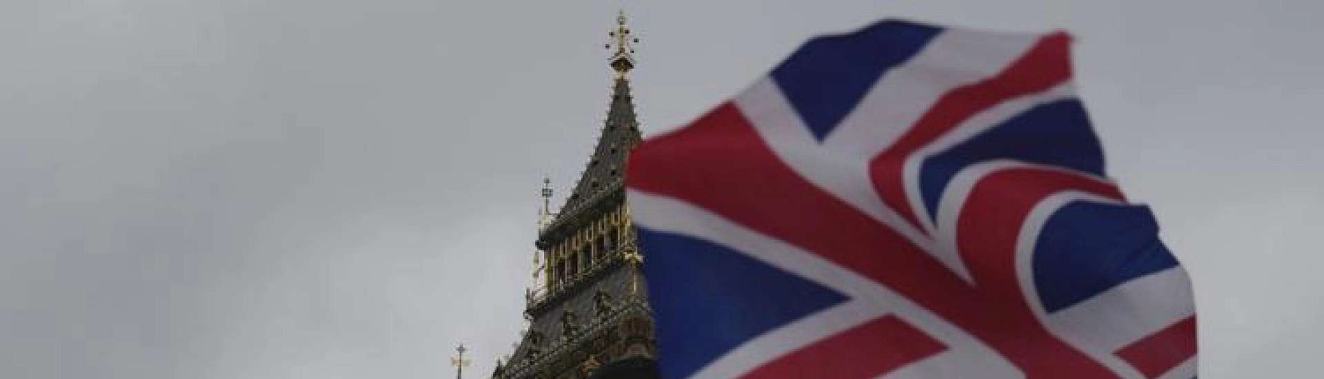 Великобритания запретила импорт нефтепродуктов, произведенных из российской нефти в третьих странах