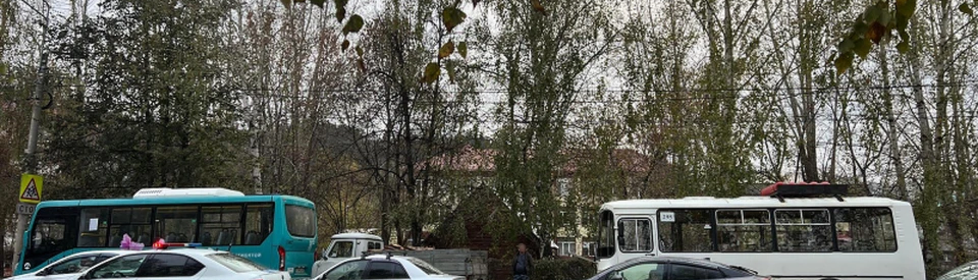 В Амурской области автобус попал в крупное ДТП: один человек погиб, 49 пострадали