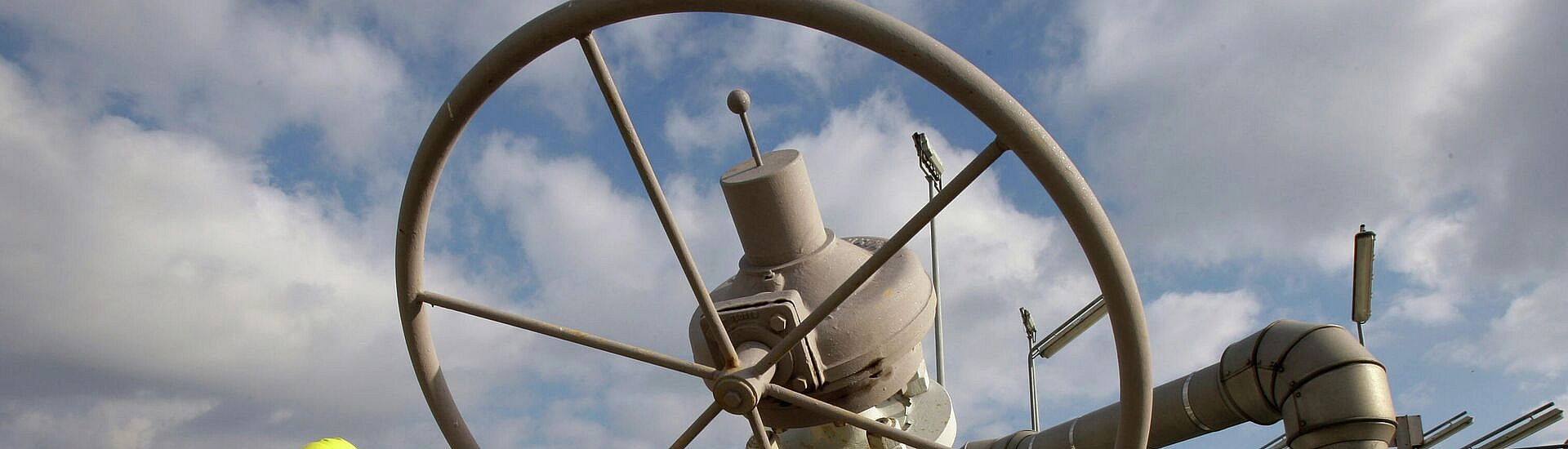 Польша заявила, что Венгрия и Словакия получат компенсации за отказ от российского газа