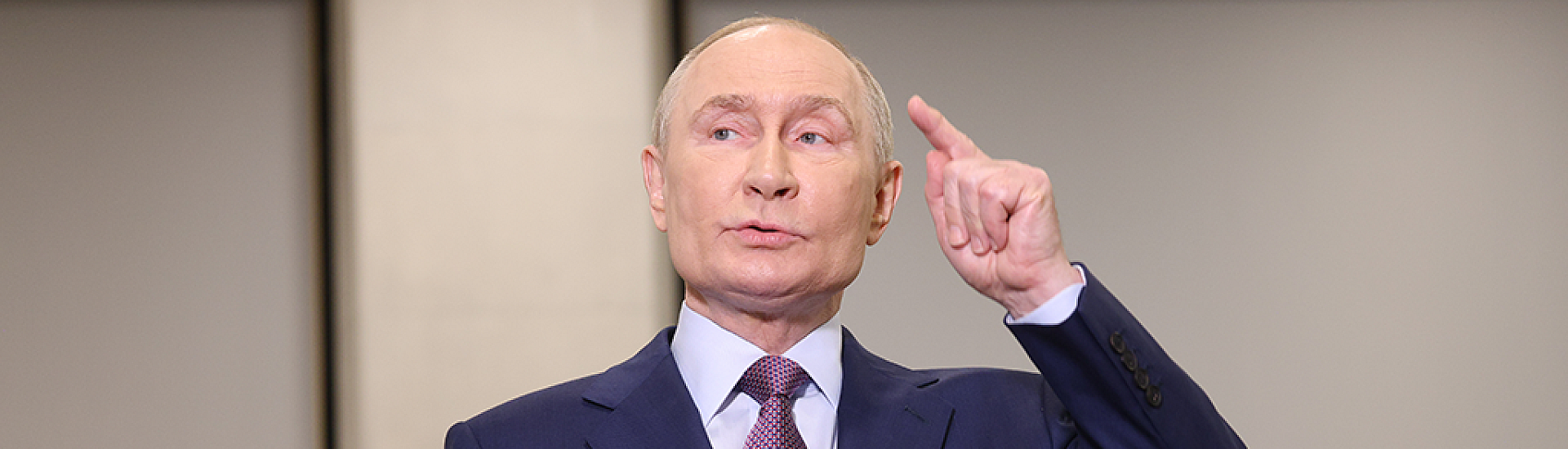 Путин сохраняет высокий уровень доверия — почти 78% россиян положительно оценивают деятельность президента