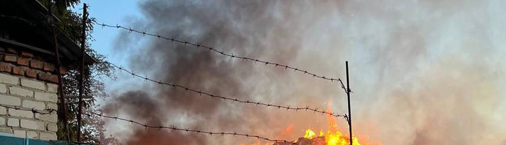 В Курской области потушен пожар после атаки украинского дрона на Рыльск