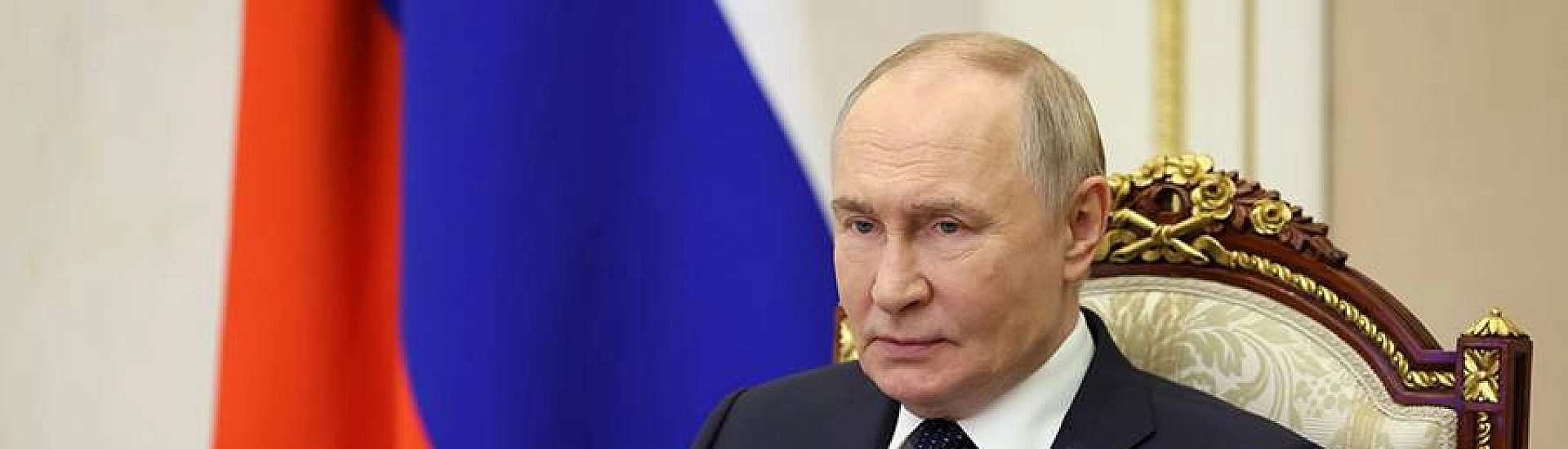 Путин приказал обеспечить доступ иностранных журналистов в зоны блокирования ВСУ
