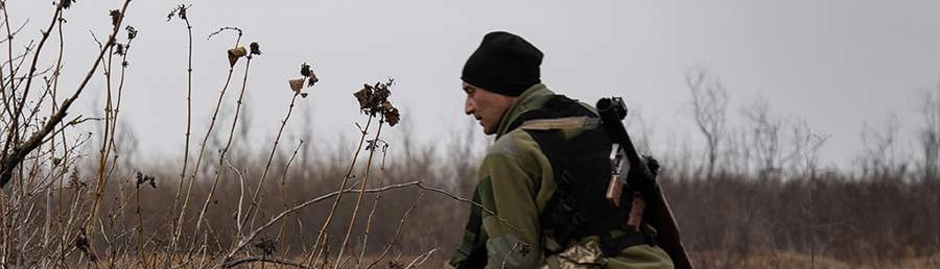 Украинские боевики начали сдаваться в плен в Красноармейске