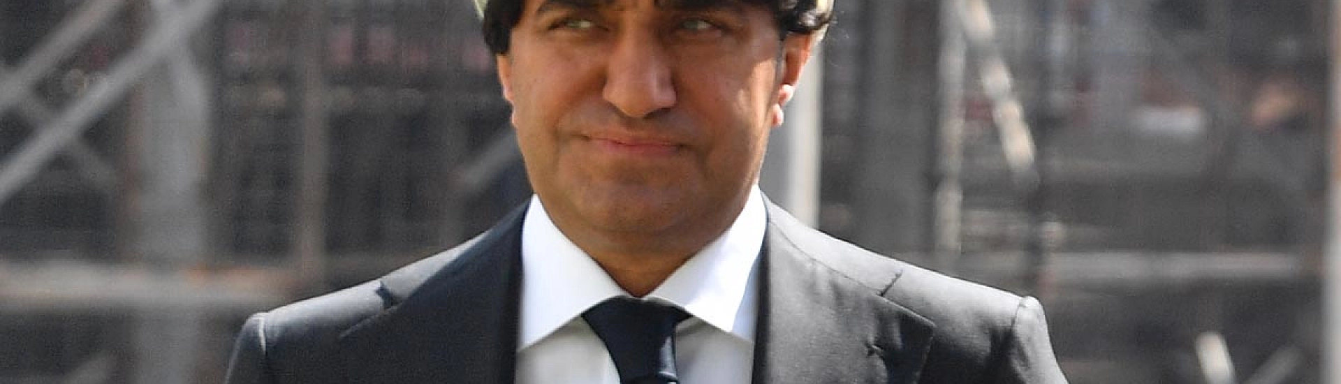 Собянинские подарки для Года Нисанова: 700 миллионов одним росчерком пера