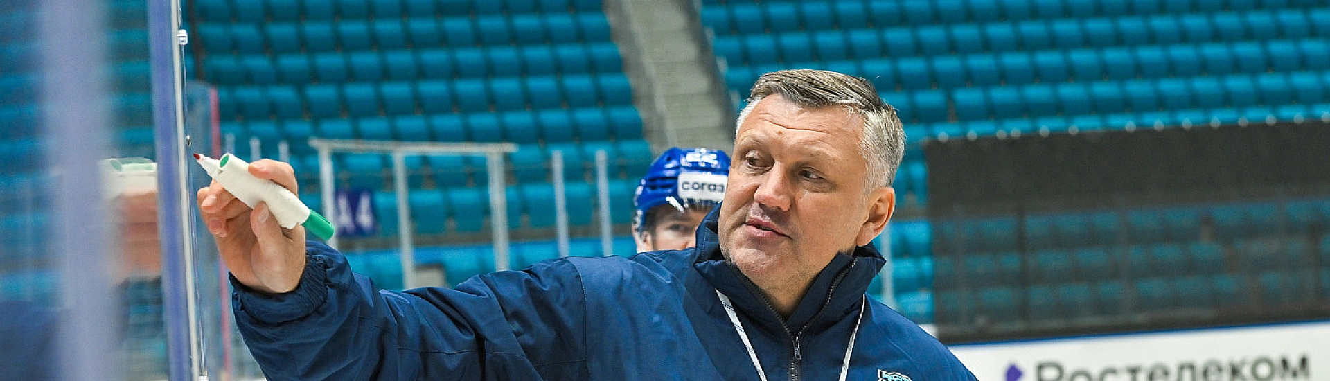 Главный тренер «Сибири» Вячеслав Буцаев покинул клуб после серии неудач
