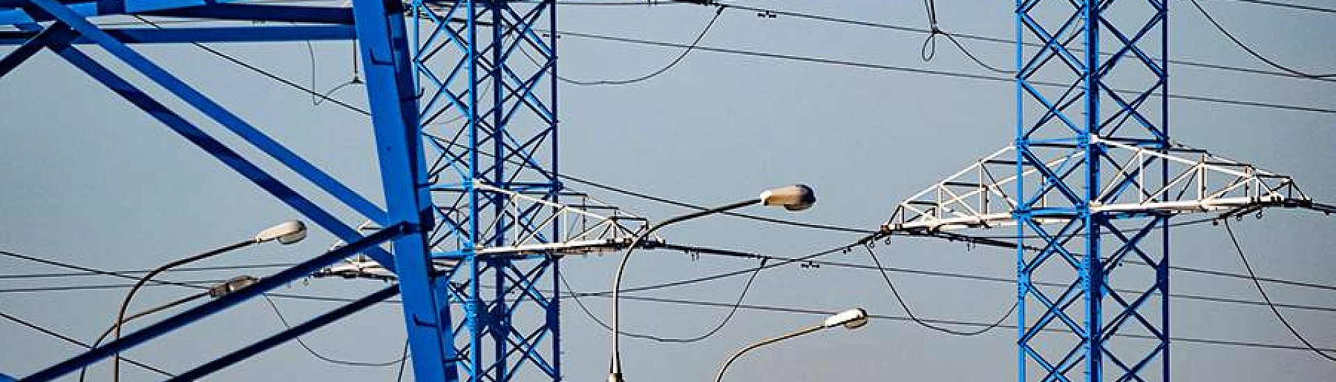 Около 500 тыс. жителей ДНР остались без электричества после атаки украинских беспилотников