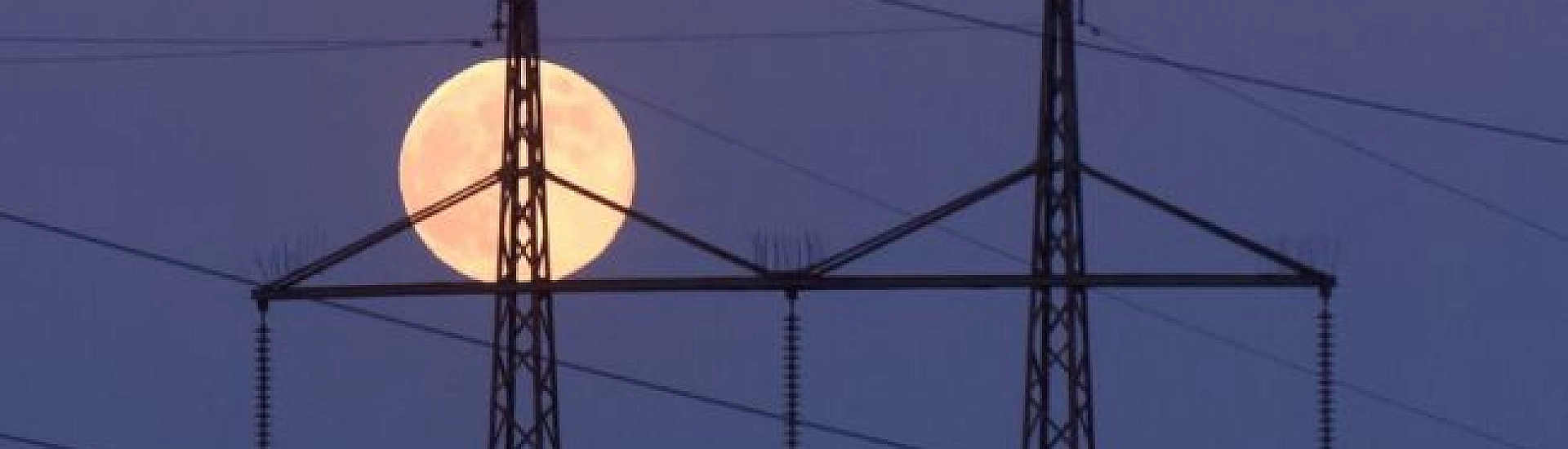 В ДНР повреждены две ТЭС после атаки, часть населенных пунктов осталась без электричества