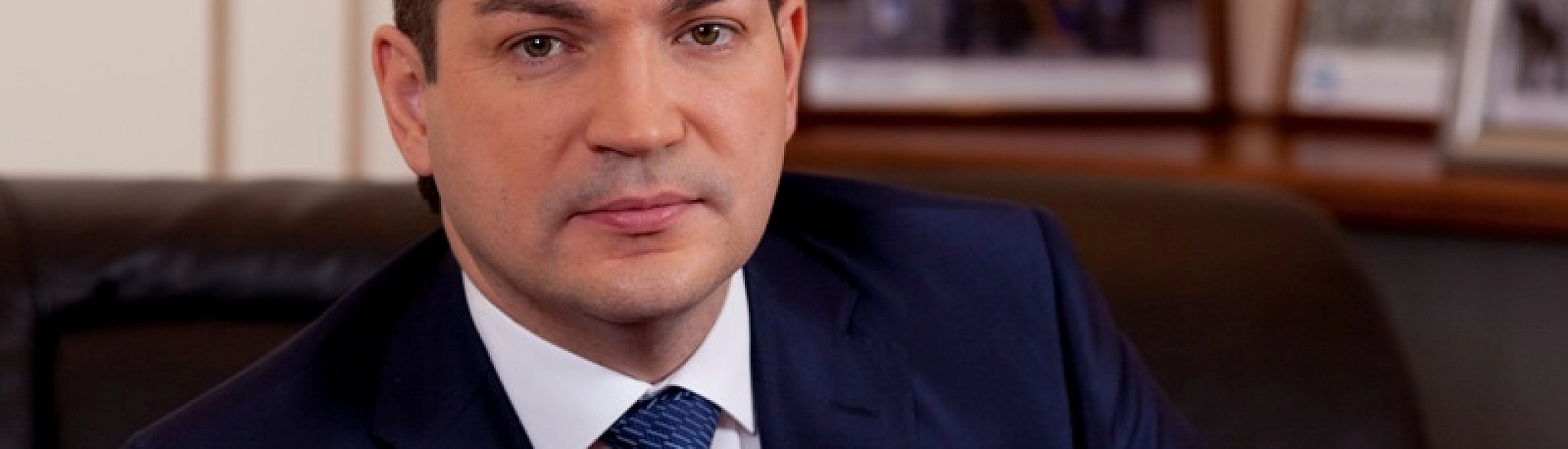 Мэр Новосибирска призвал бизнес активнее подключаться к борьбе с гололёдом