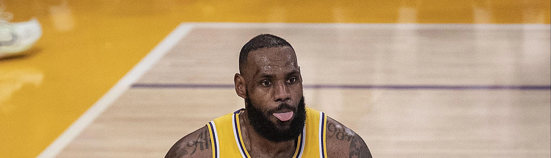 Леброн Джеймс стал первым игроком в истории НБА, проведшим 23 сезона