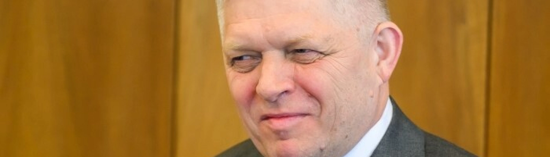 Премьер Словакии Фицо попросил генсека НАТО усилить систему ПВО страны