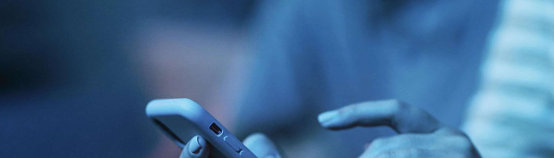 В Екатеринбурге пенсионерка отдала мошенникам более 20 млн рублей и обратилась в полицию