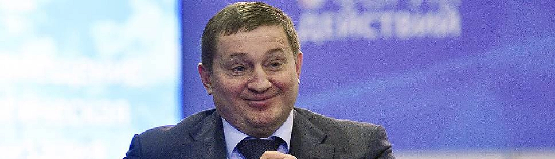 Виво, губернатор Бочаров: как в Волгоградской области бюджет на кашах пилят?