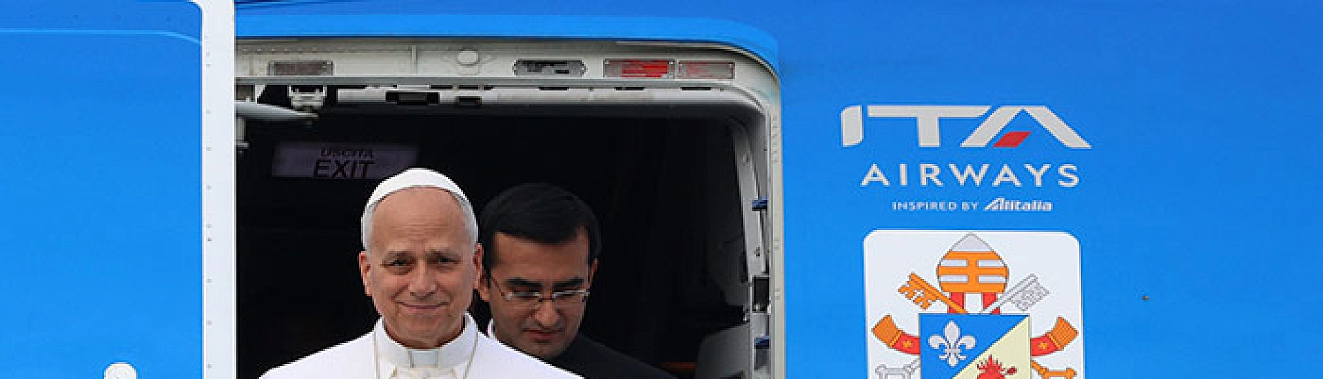 Папа римский Лев XIV прибыл в Анкару в рамках первого зарубежного визита