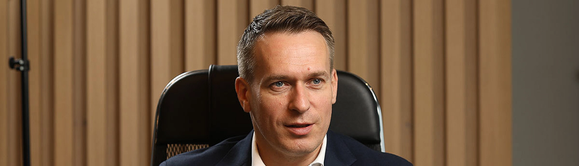 Из Главпочтамта сделали заброшку: Беглов и Волков «поют» для Смушкина?