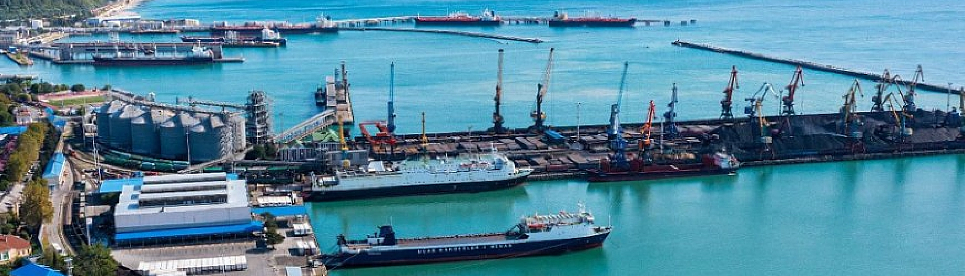 Суд признал вывод Туапсинского морского порта из госсобственности незаконным
