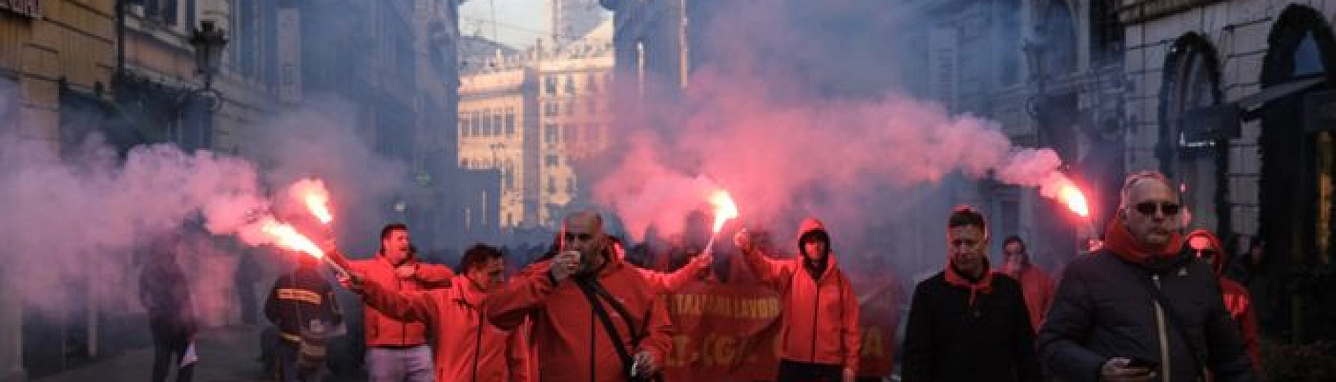 В Италии прошла всеобщая забастовка против проекта бюджета на 2026 год