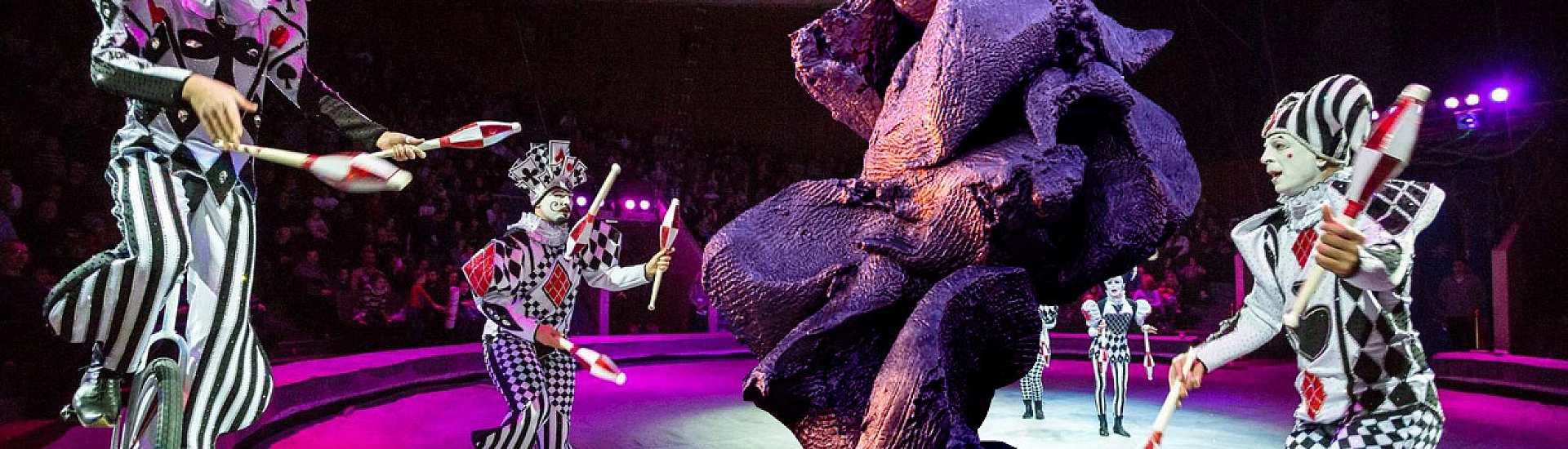 Скандалы 2025: что на самом деле происходит за кулисами