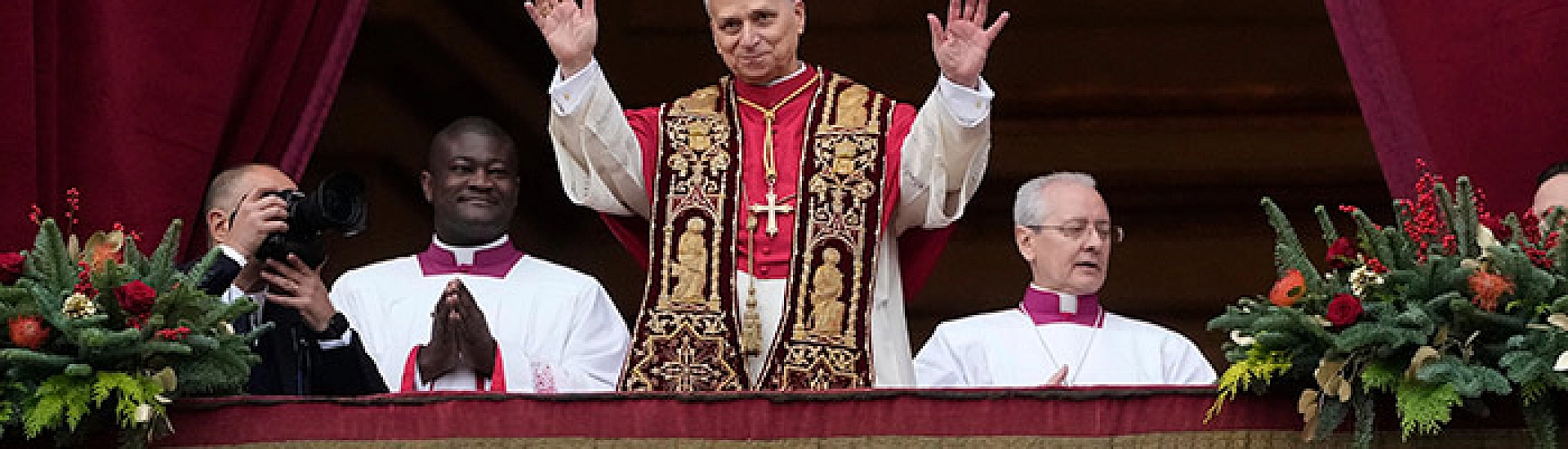 Папа римский Лев XIV призвал к миру и диалогу в рождественском послании