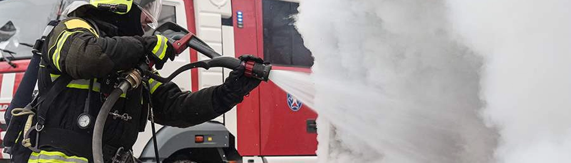 В порту Темрюка локализовали пожар резервуаров с нефтепродуктами после атаки БПЛА