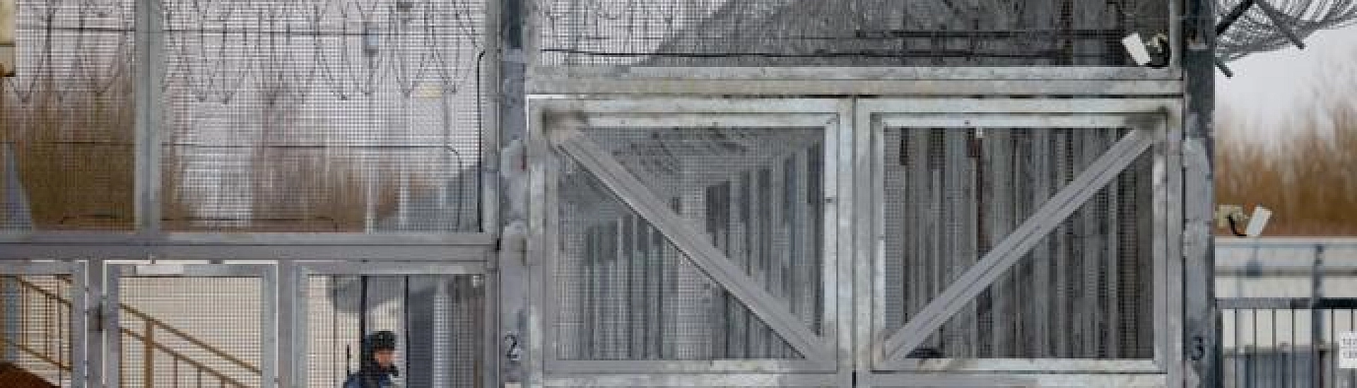 Экс-сотрудника МИД России приговорили к 12 годам колонии за госизмену