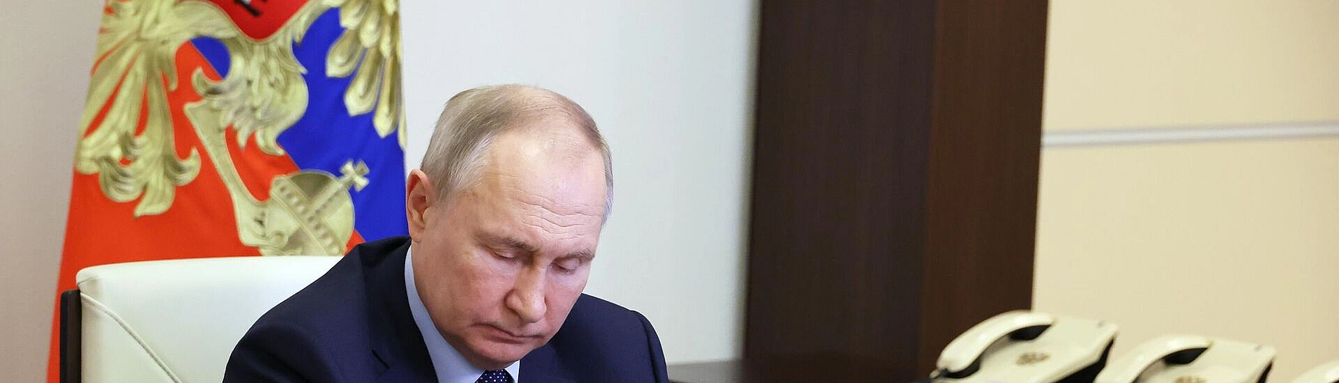 Путин подписал закон о статусе ветерана боевых действий для сотрудников СК и прокуратуры