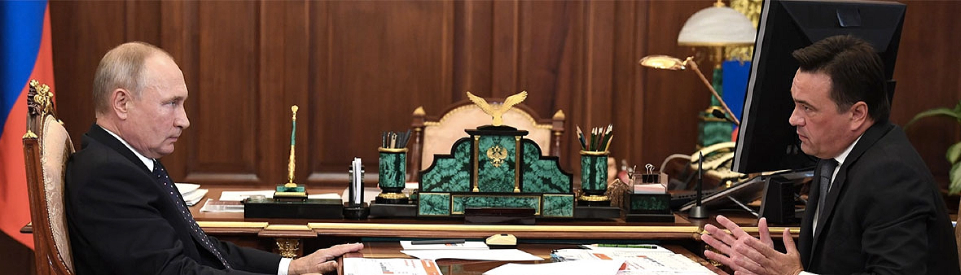 Путин обсудил с Воробьевым модернизацию ЖКХ и развитие Подмосковья