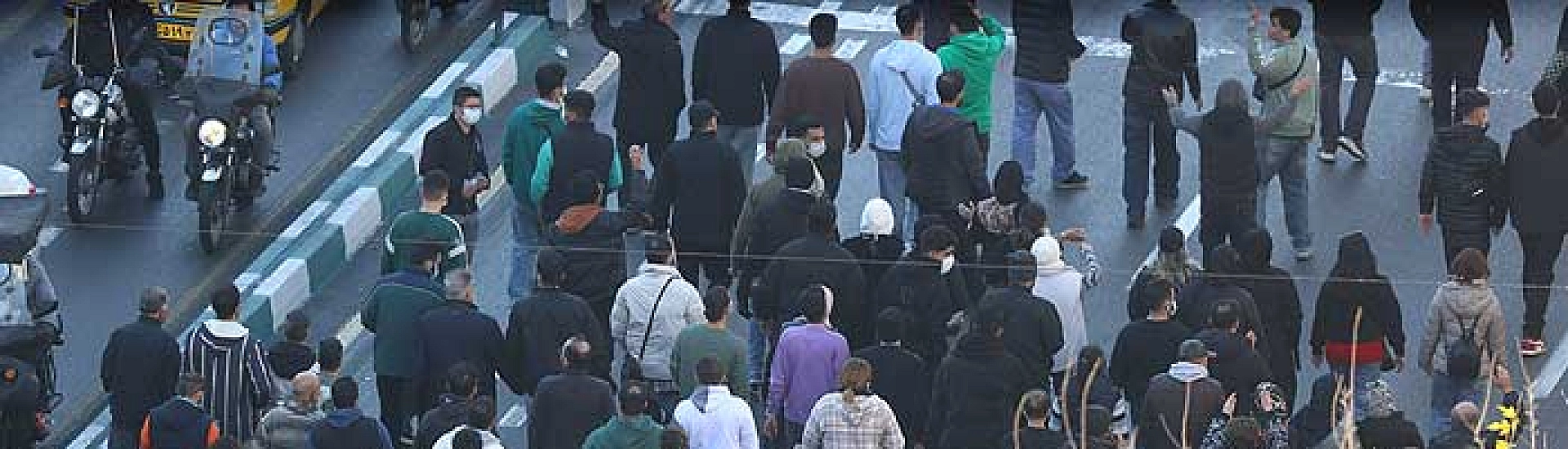 Власти Ирана заявили о тысячах погибших на фоне продолжающихся протестов