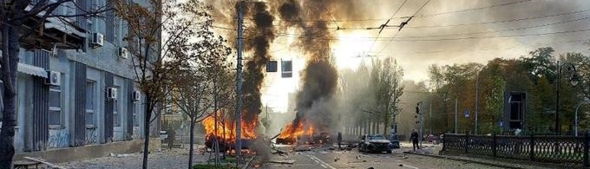 В Киеве на фоне воздушной тревоги вновь зафиксированы взрывы