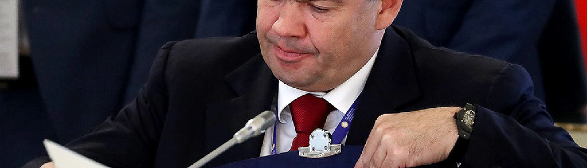 Бюджетный дождь Махмудова и Бокарева: вице-мэр Ликсутов в доле?