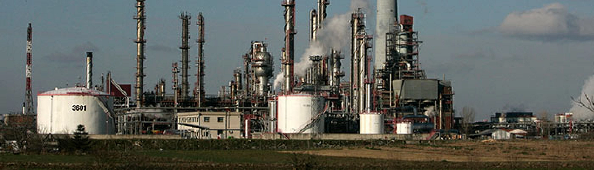 НПЗ NIS в Панчево возобновляет поставки топлива в Сербию после перерыва